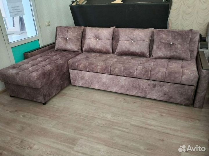 Диван угловой раскладной в наличии