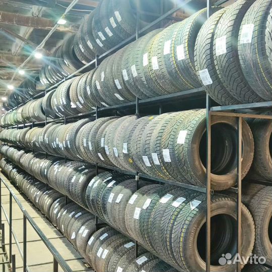 Bridgestone Blizzak VRX 225/60 R16 98H