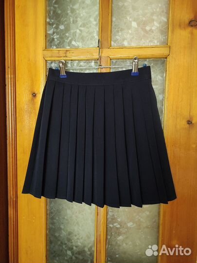 Белый школьный фартук