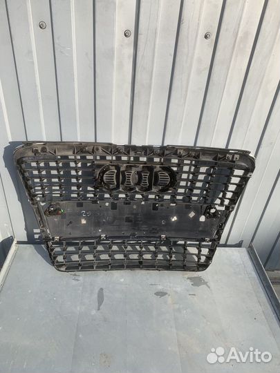 Решетка радиатора Audi A8 d3 2007