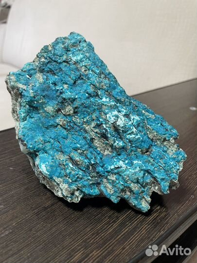 Хризоколла на породе