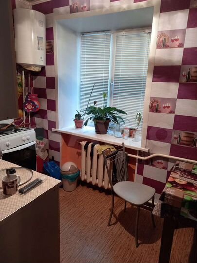 2-к. квартира, 40 м², 1/2 эт.