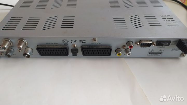 Спутниковый тюнер DRS-5001