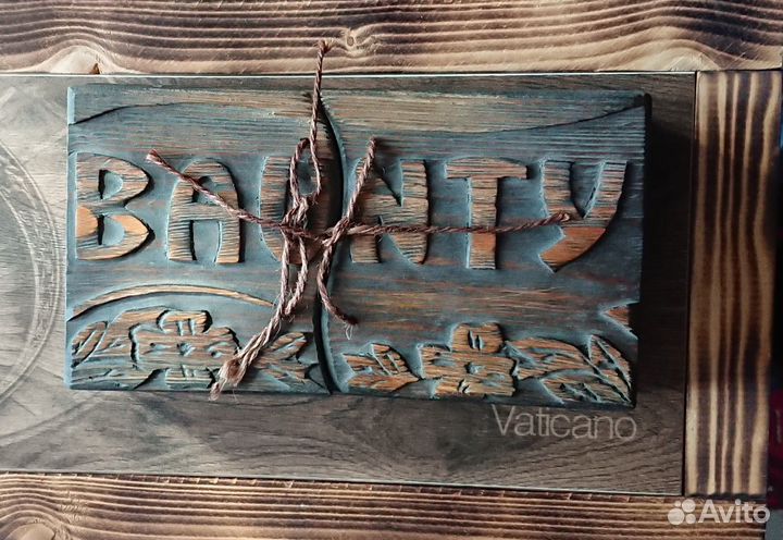 Шкатулка из дерева резная baunty