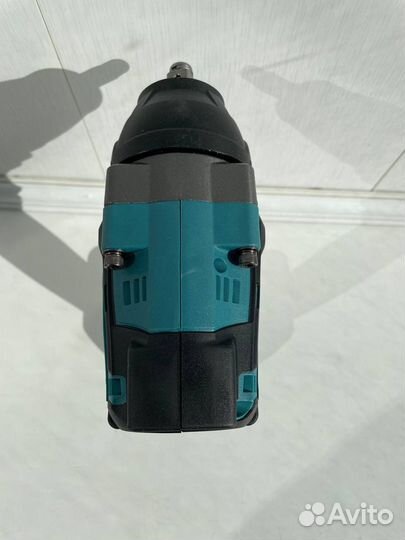 Гайковерт аккумуляторный makita 700 N.m