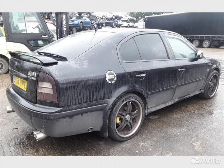 Разбор на запчасти Skoda Octavia Tour