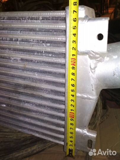 Радиатор системы охлаждения на грузовую машину