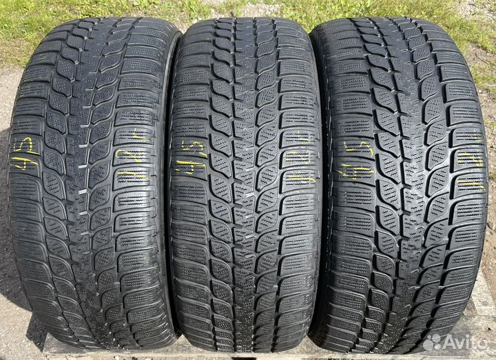 Bridgestone Blizzak LM-25 215/55 R17