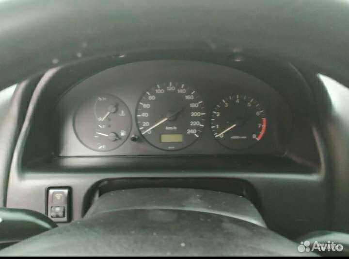 Щиток приборов Мазда 626GF