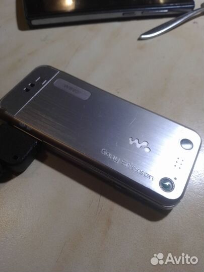 Sony Ericsson W890i