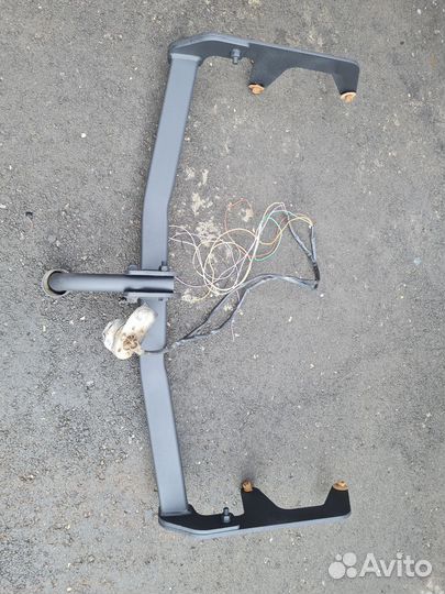 Фаркоп на renault sandero stepway