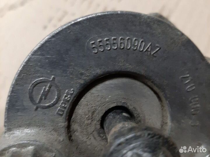 Ролик натяжителя ремня Opel Vectra C Astra H опель