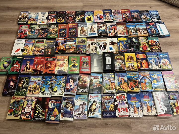 Видеокассеты с мультфильмами