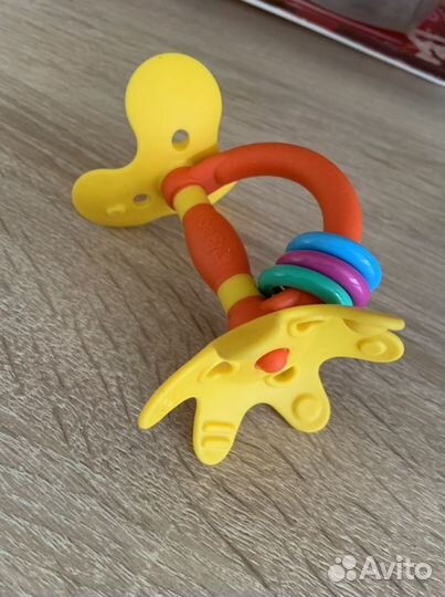 Погремушка прорезыватель