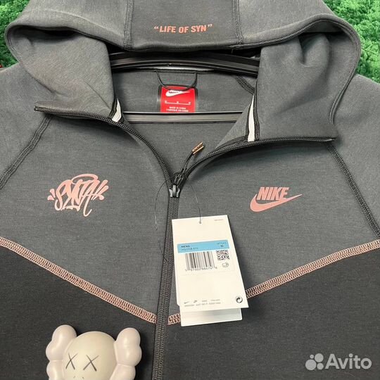 Зип худи Nike tech fleece syna world