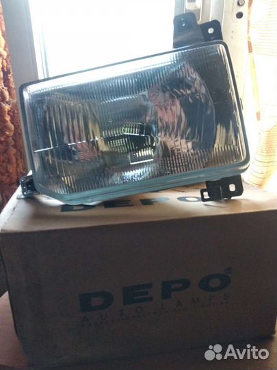 Фара левая Nissan Terrano 1987-1995