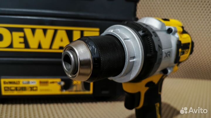 Ударная дрель шуруповерт DeWalt DCD1007NT