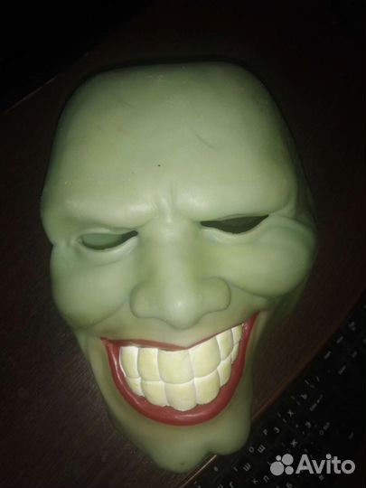 Маска для хеллоуина