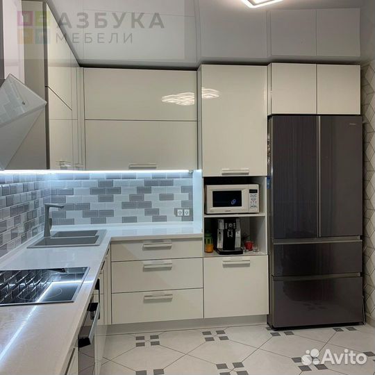 Модные кухни. Кухонные гарнитуры на заказ