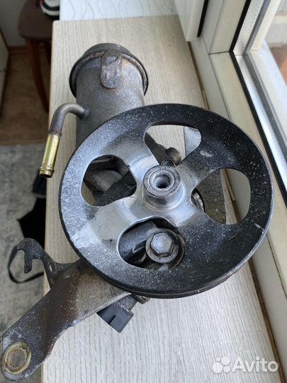 Гидроусилитель руля Toyota