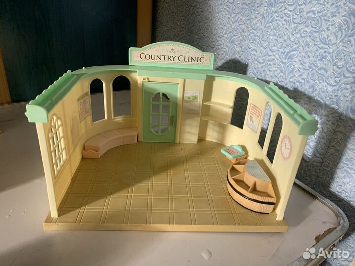 Sylvanian Families кукольный домик - Больница 5096