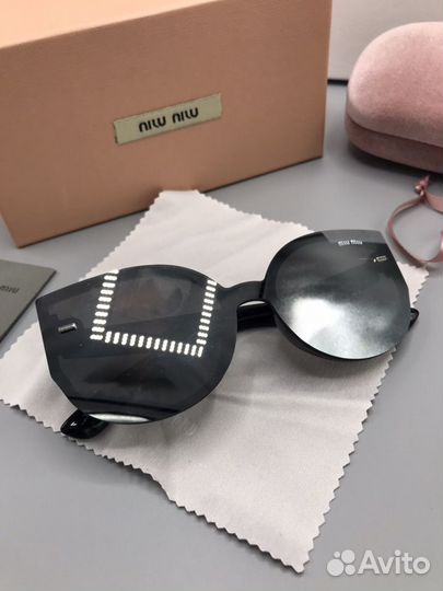 Солнцезащитные очки