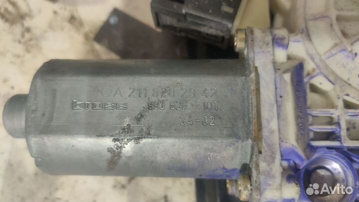 Стеклоподъемник передний левый Mercedes W211