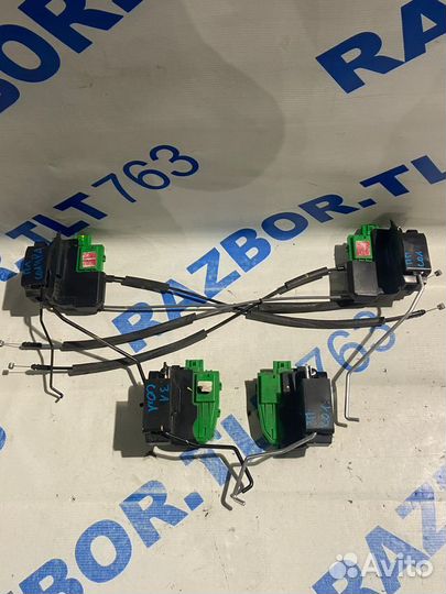 Замок двери зад прав hyundai solaris 1 1.4 ат седа