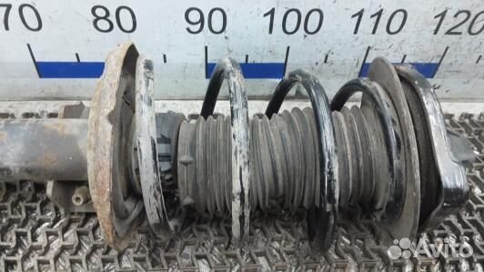 Стойка передняя левая mercedes benz C-class W204