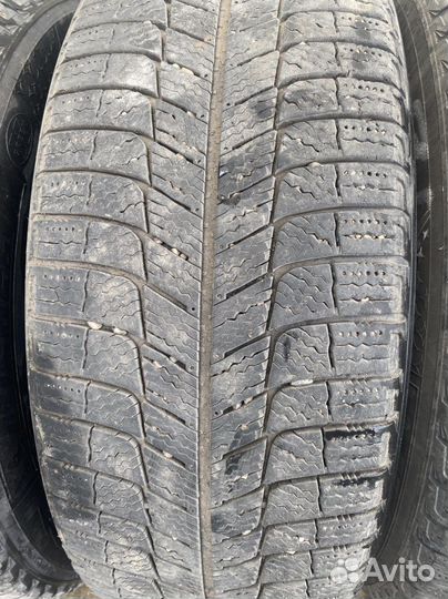 Michelin X-Ice XI3 225/55 R17