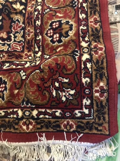 Ковер шерстяной