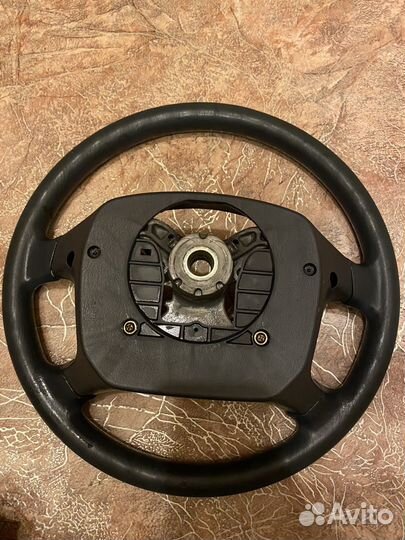 Рульт toyota chaser 100 с подушкой