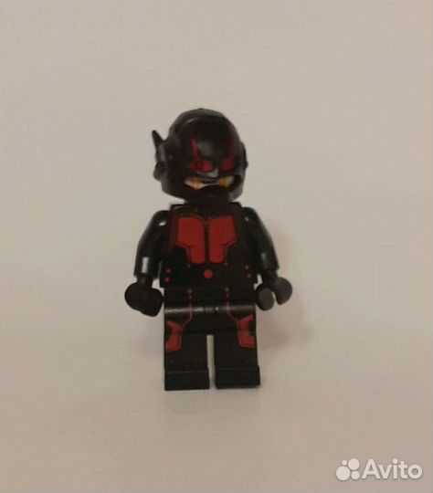 Фигурка коллекционная