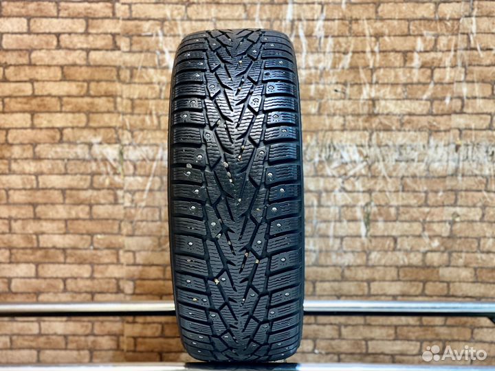 Nokian Tyres Hakkapeliitta 7 215/60 R16