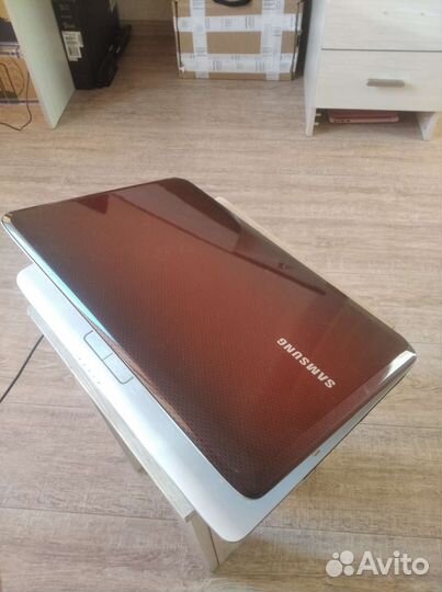 Samsung 2,2 ггц/ssd 128/4gb/NVidia geforce 310M