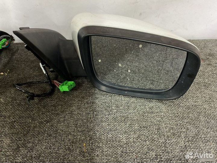 Зеркало правое Volvo Xc60 DZ