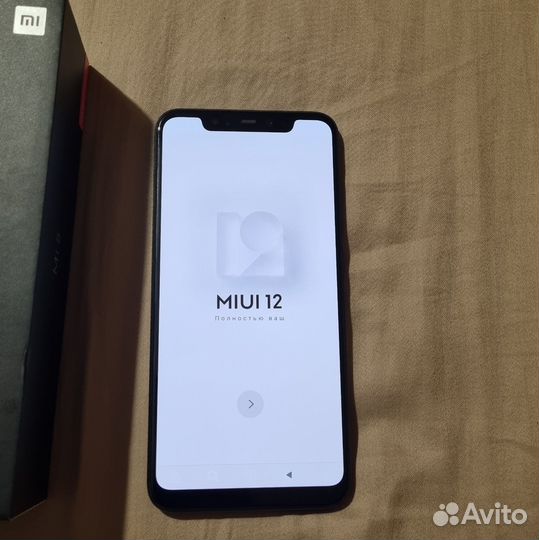 Xiaomi Mi 8, 6/64 ГБ