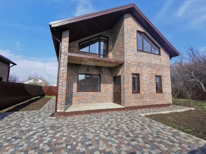 Дом 135 м² на участке 4 сот.