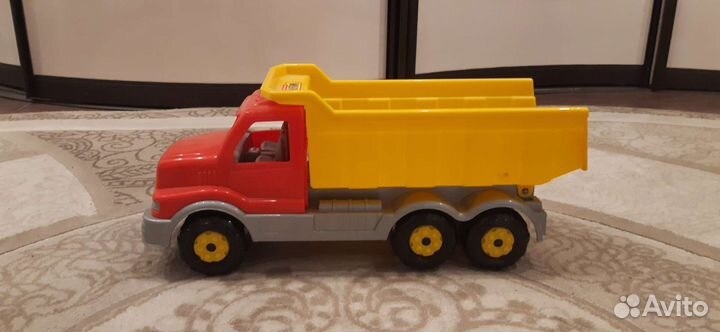 Детские машинки игрушки большие