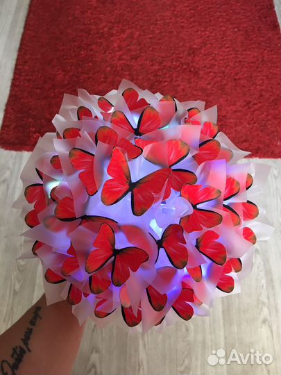 Букет к 1 сентября букет из бабочек светящийся