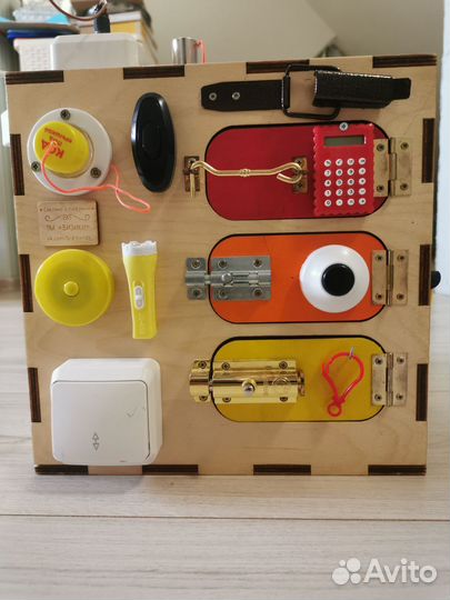 Бизиборд куб 28х28