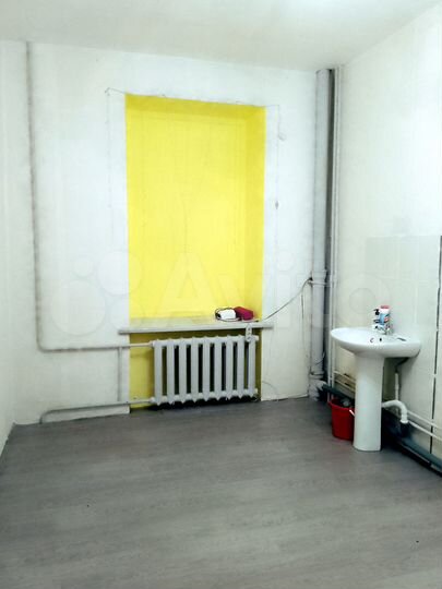 Офис с мокрой точкой, 10 м²