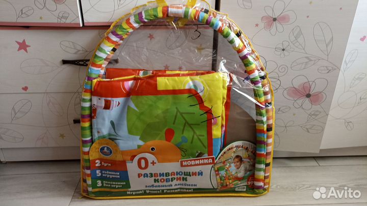 Развивающий коврик новый