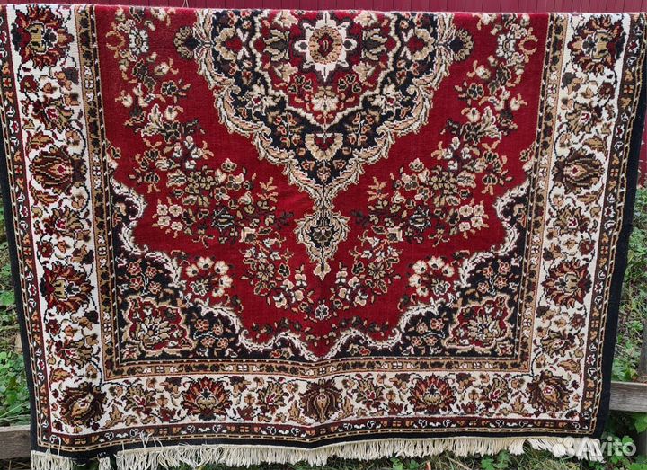 Ковер бу шерстяной