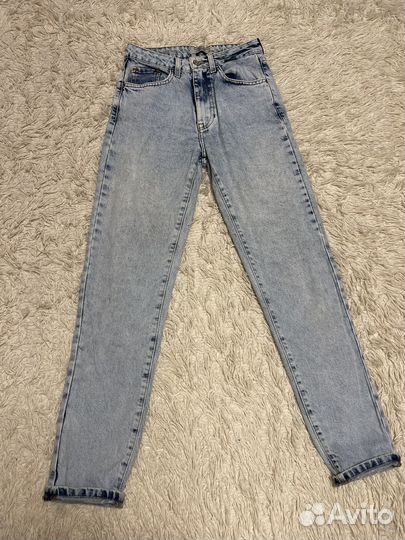Джинсы