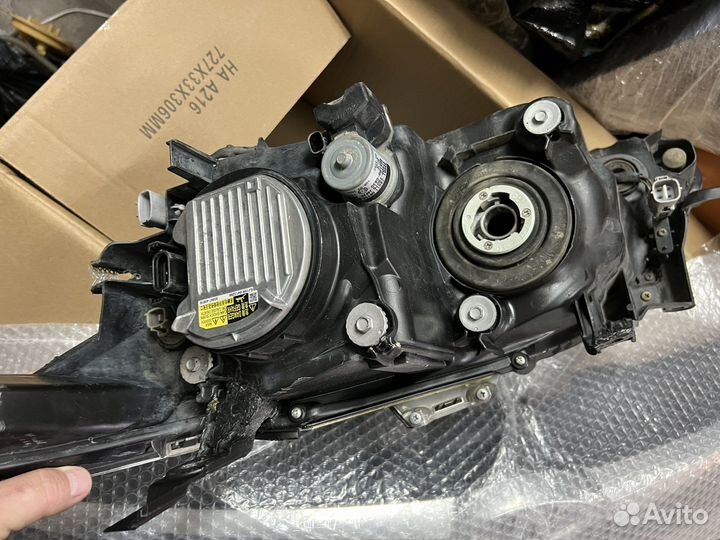 Фары оригинал Тойота камри