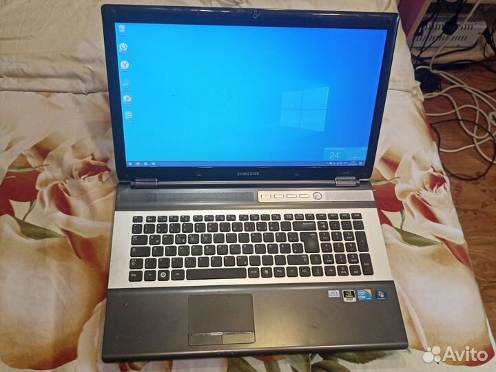Ноутбук samsung RF 710