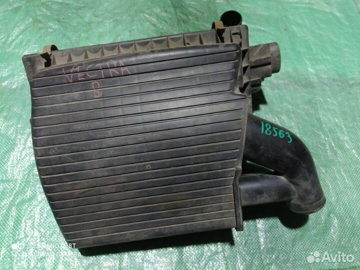 Корпус воздушного фильтра Opel Vectra B