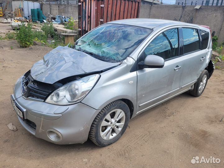 Nissan Note 1.6 AT, 2012, битый, 93 000 км