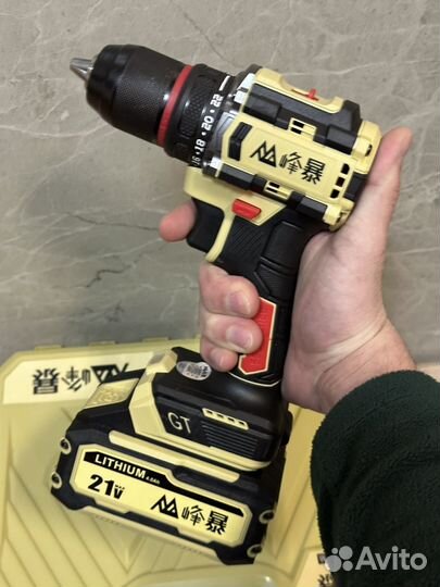 Шуруповерт бесщеточный оригинал